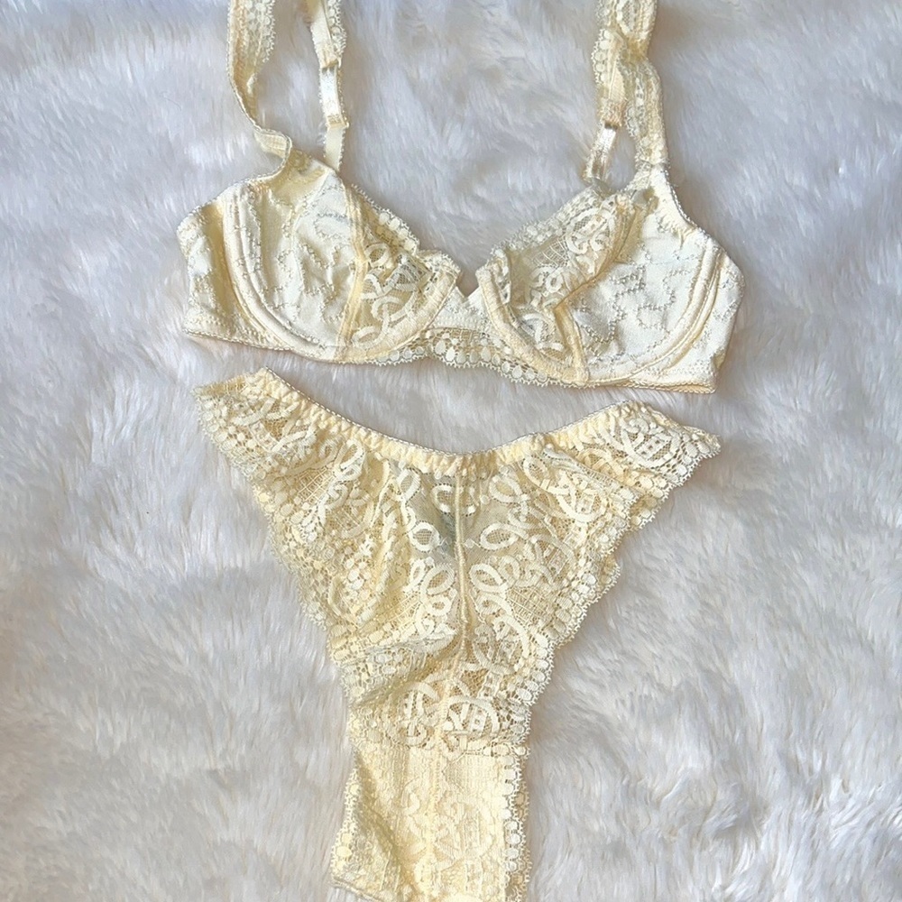 Felina Pastel Yellow Lace Lingerie Set